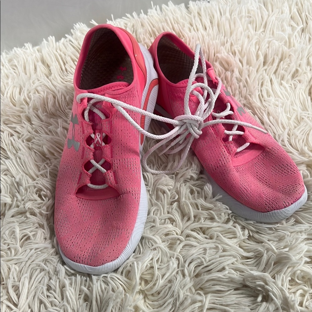 Underarmour Speedform Pink running shoes size 8.5